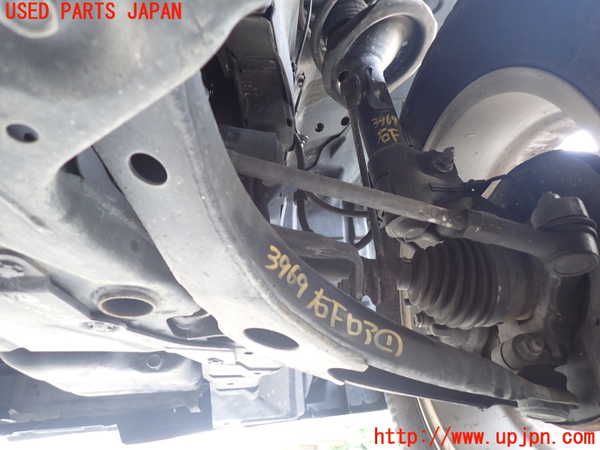 1UPJ-39695176]デリカD：5(CV2W)右フロントロアアーム1 中古_m0001.jpg