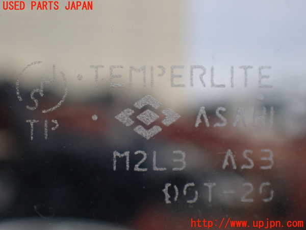 1UPJ-39701380]エルグランド(NE51)右クォーターガラス ASAHI M2L3 中古_m0003.jpg