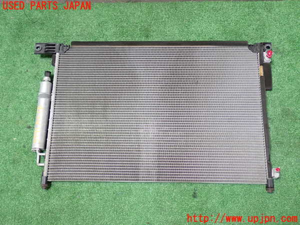 1UPJ-39716031]セレナ Sハイブリッド(HC26)エアコンコンデンサー1 中古_m0001.jpg