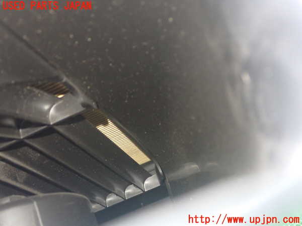 1UPJ-39752560]アウディ・TT クーペ(8JCDA)エアクリーナーボックス 中古_m0003.jpg