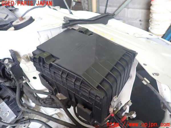 1UPJ-39756742]アウディ・TT クーペ(8JCDA)ヒューズボックス2 中古_m0001.jpg