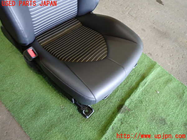 1UPJ-39767065]カムリハイブリッド(AXVH70)助手席シート 中古_m0003.jpg