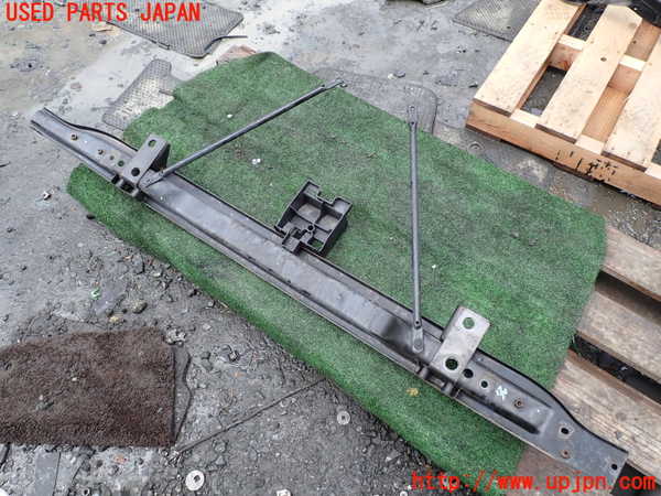 1UPJ-39771014]ジープ・グランドチェロキー(WK36A)フロントバンパーホースメント 中古_m0002.jpg
