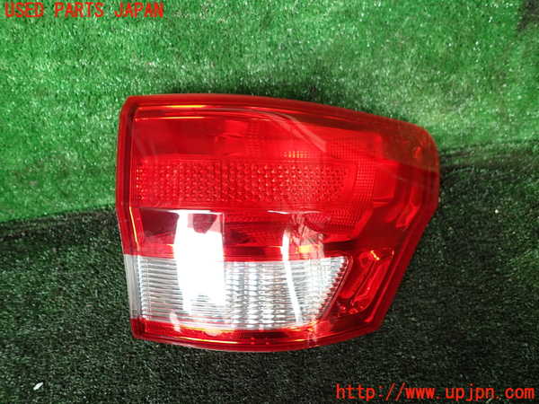 1UPJ-39771530]ジープ・グランドチェロキー(WK36A)右テールランプ 中古_m0001.jpg