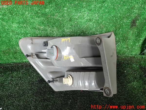 1UPJ-39771530]ジープ・グランドチェロキー(WK36A)右テールランプ 中古_m0002.jpg