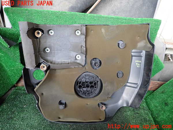 1UPJ-39772160]ジープ・グランドチェロキー(WK36A)エンジンアッパーカバー 中古_m0003.jpg