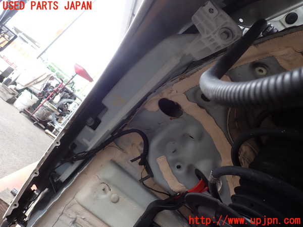 2UPJ-39796791]BMW 320i(3B20)ウォッシャータンク1 中古 (F30)_m0002.jpg