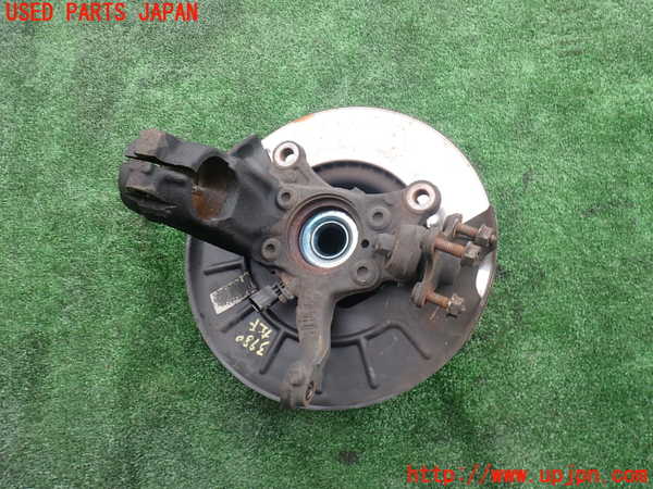2UPJ-39804295]VW ゴルフ GTI(1KAXX)左フロントナックルハブ 中古_m0001.jpg
