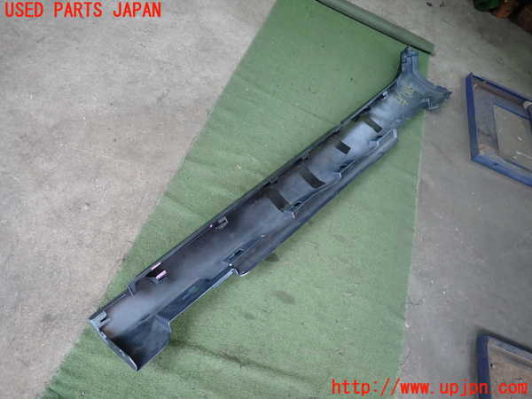 2UPJ-39811390]ボルボ・V40(MB4164T)右サイドステップ ジャンク_m0003.jpg