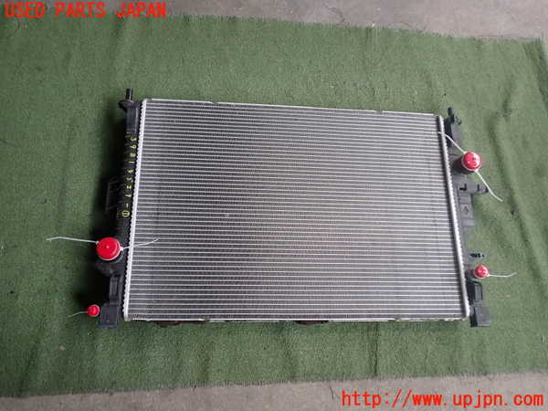 2UPJ-39812321]ボルボ・V40(MB4164T)ラジエーター1 中古_m0001.jpg