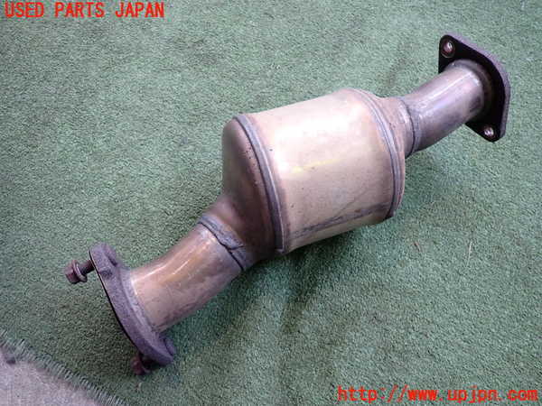 2UPJ-39812661]ボルボ・V40(MB4164T)触媒1 中古_m0002.jpg
