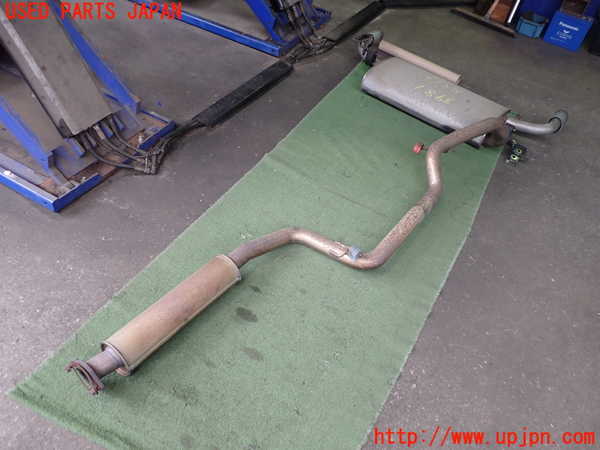 2UPJ-39812671]ボルボ・V40(MB4164T)リアマフラー1 中古_m0001.jpg