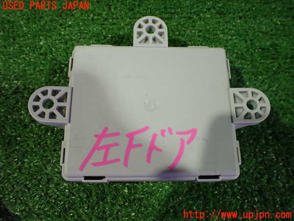 2UPJ-39816151]ボルボ・V40(MB4164T)コンピューター6 中古 31394043_m0003.jpg