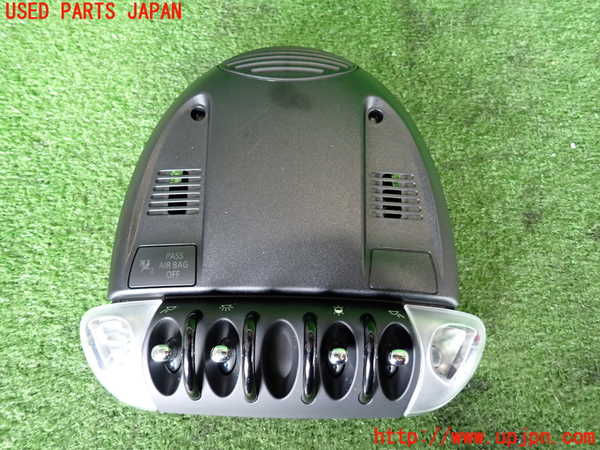 2UPJ-39826411]BMW ミニ(MINI)クーパーD クロスオーバー(XD20F)(R60)ルームランプ1 (1列目真中) 中古_m0001.jpg