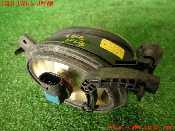 2UPJ-39831180]ベンツ C250 ステーションワゴン(204252)右フォグ 中古 (S204)_m0002.jpg