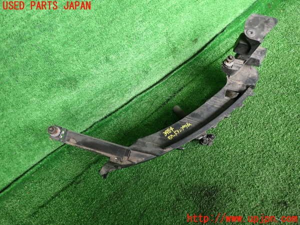 2UPJ-39841140]アウディ・A3 スポーツバック(8PCAX)右ヘッドライトリム 中古_m0002.jpg