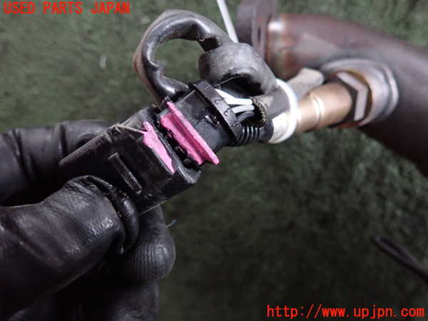 2UPJ-39842631]アウディ・A3 スポーツバック(8PCAX)フロントパイプ1 中古_m0003.jpg