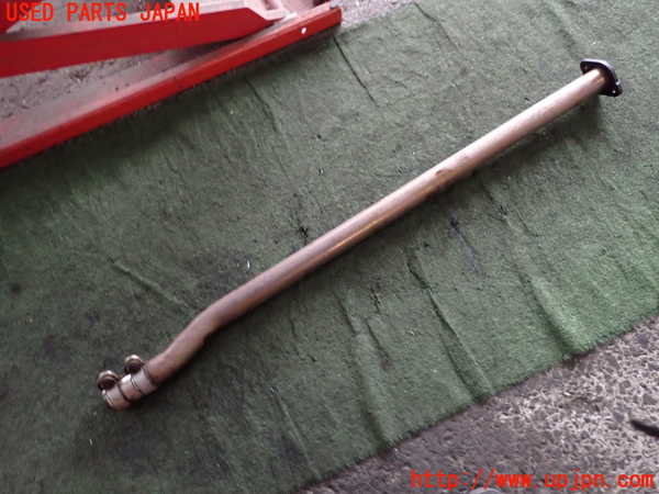 2UPJ-39842651]アウディ・A3 スポーツバック(8PCAX)センターパイプ1 中古_m0002.jpg