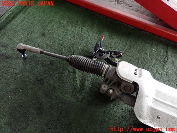 2UPJ-39844235]アウディ・A3 スポーツバック(8PCAX)パワステギアボックス 中古_m0003.jpg