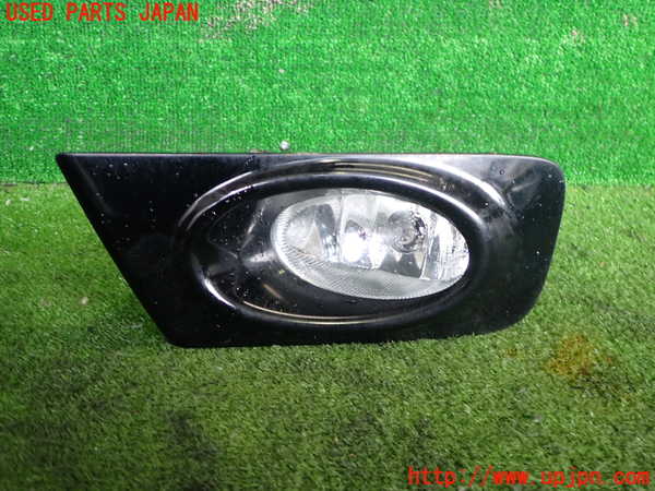 2UPJ-39861182]ストリーム(RN8)左フォグ 中古_m0001.jpg