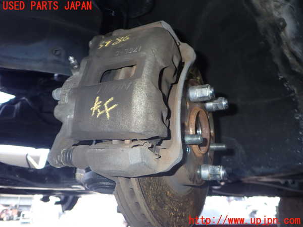 2UPJ-39864085]ストリーム(RN8)左フロントキャリパー 中古_m0001.jpg