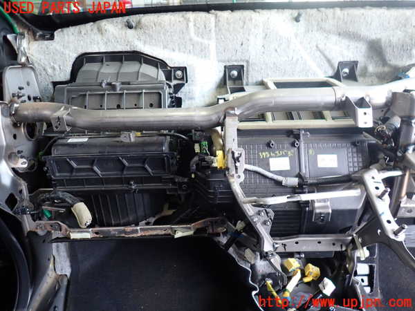 2UPJ-39866081]ストリーム(RN8)エバポレーター1 中古_m0001.jpg