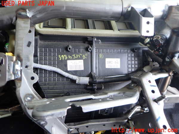 2UPJ-39866081]ストリーム(RN8)エバポレーター1 中古_m0002.jpg
