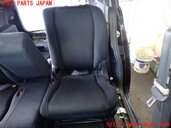 2UPJ-39867175]ストリーム(RN8)左2列目シート 中古_m0001.jpg
