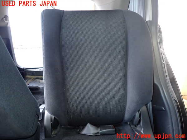 2UPJ-39867175]ストリーム(RN8)左2列目シート 中古_m0002.jpg
