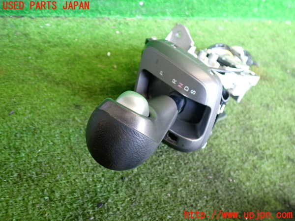 2UPJ-39867555]ストリーム(RN8)ATシフトレバー 中古_m0003.jpg