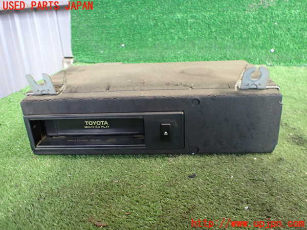 2UPJ-39916505]センチュリー(GZG50)CDチェンジャー 中古_m0001.jpg