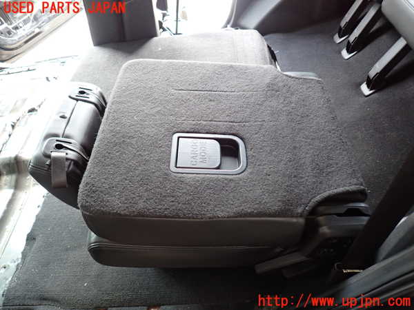2UPJ-39947175]リンカーン・ナビゲーター(不明)左2列目シート 中古_m0004.jpg