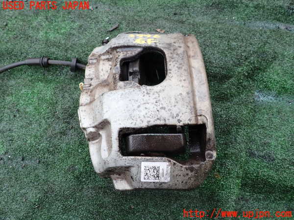 1UPJ-39964080]アウディ・A7 スポーツバック(4GCGWC)右フロントキャリパー 中古_m0001.jpg