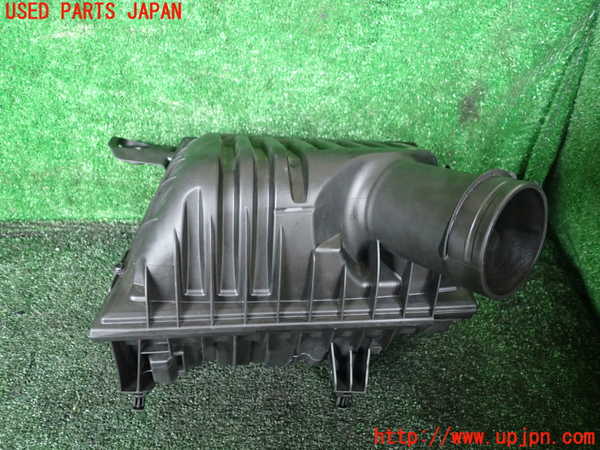 1UPJ-39982560]BMW X1(HT20)(F48系)エアクリーナーボックス 中古_m0001.jpg