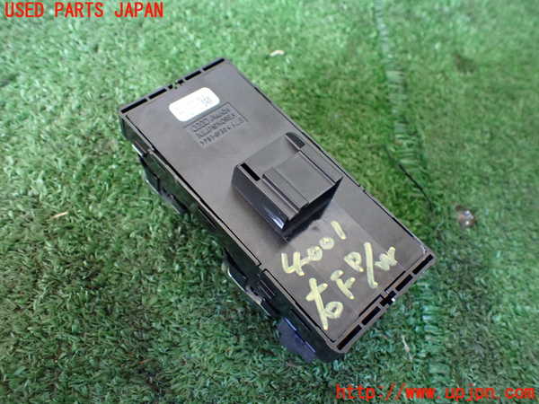 1UPJ-40016240]アウディ・A3 セダン(8VCXSL)右前パワーウィンドウスイッチ 中古_m0002.jpg