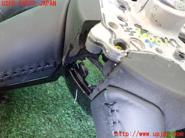1UPJ-40017855]アウディ・A3 セダン(8VCXSL)ステアリングホイール 中古_m0004.jpg