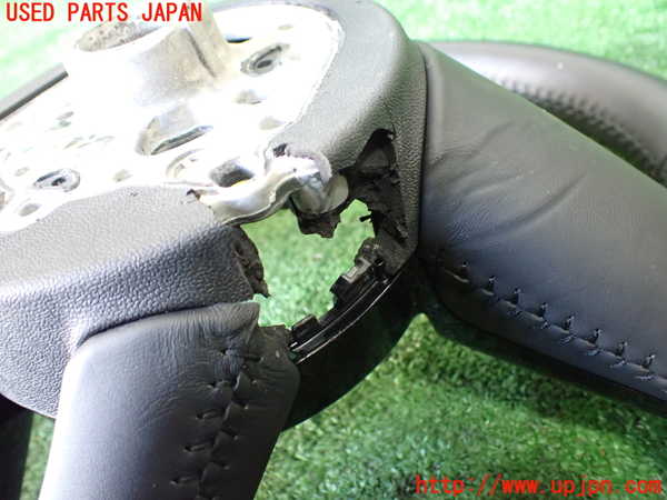 1UPJ-40017855]アウディ・A3 セダン(8VCXSL)ステアリングホイール 中古_m0005.jpg