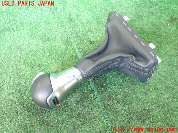 1UPJ-40017570]アウディ・A3 セダン(8VCXSL)シフトノブ 中古_m0002.jpg