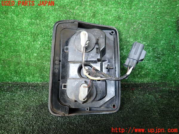 1UPJ-40021530]ジープ・ラングラー アンリミテッド(JK38L)右テールランプ 中古_m0003.jpg