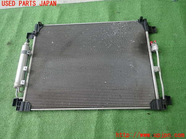 1UPJ-40036031]フーガハイブリッド(HY51)エアコンコンデンサー1 中古_m0001.jpg