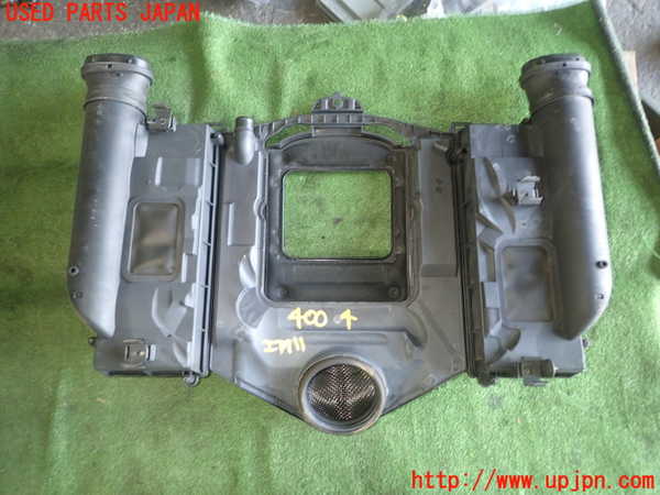 1UPJ-40042560]ベンツ SL350 R230(230458)エアクリーナーボックス 中古_m0002.jpg