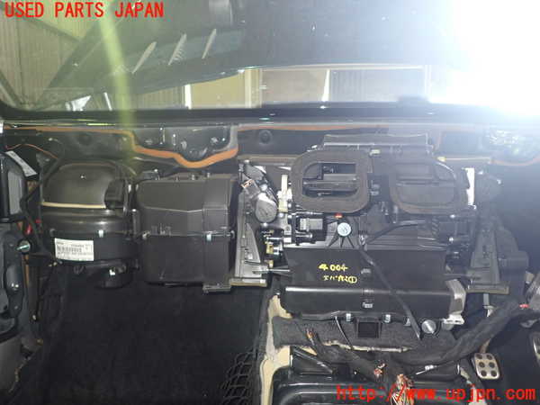 1UPJ-40046081]ベンツ SL350 R230(230458)エバポレーター1 中古_m0001.jpg