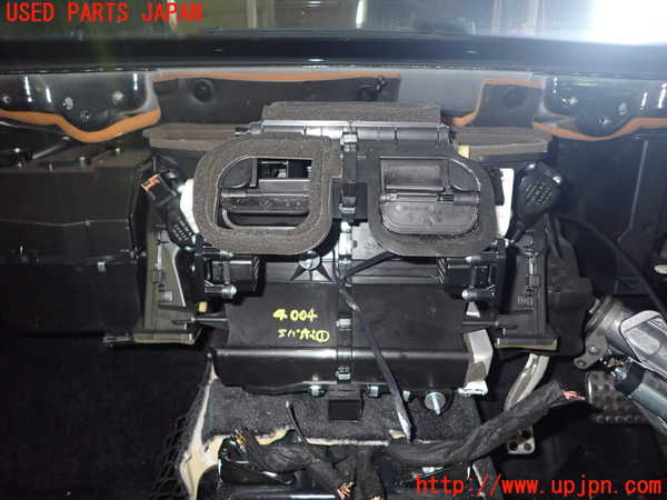 1UPJ-40046081]ベンツ SL350 R230(230458)エバポレーター1 中古_m0002.jpg