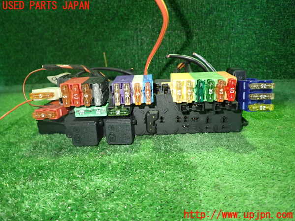 1UPJ-40046741]ベンツ SL350 R230(230458)ヒューズボックス1(室内運転席側) 中古_m0001.jpg