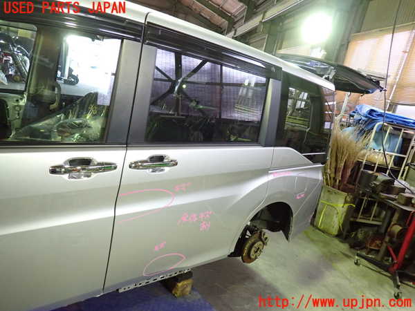 1UPJ-40061320]ステップワゴン スパーダ ハイブリッド(RP5)左後ドア 中古 FUYAO 43R-000184_m0003.jpg