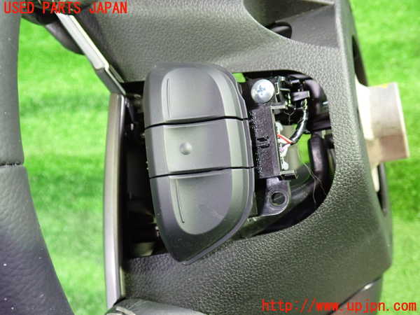 1UPJ-40067855]ステップワゴン スパーダ ハイブリッド(RP5)ステアリングホイール 中古_m0003.jpg