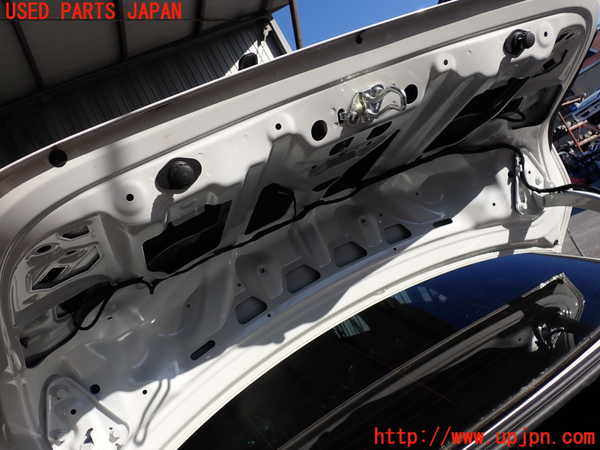 2UPJ-40071500]BMW 218i グランクーペ(7K15)(F44)トランク 中古_m0002.jpg