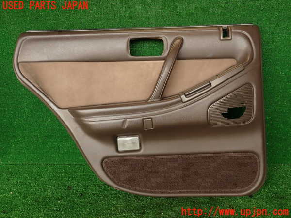 2UPJ-40081324]クラウン 4ドア ハードトップ(LS130)左後ドア内張り 中古_m0001.jpg
