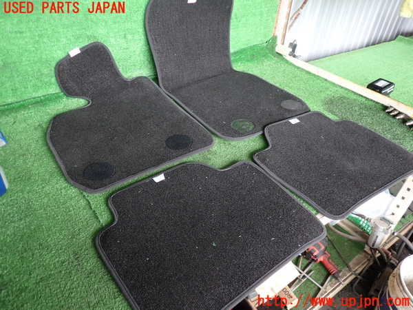 2UPJ-40097800]BMW 320d(8C20)(F30)フロアマット 中古_m0002.jpg
