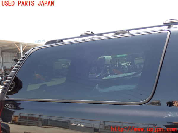 2UPJ-40101380]シボレー・サバーバン(不明)右クォーターガラス 中古(43R-00137 M970)_m0001.jpg